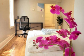 Entire House King Bed near Downtown Free Parking
